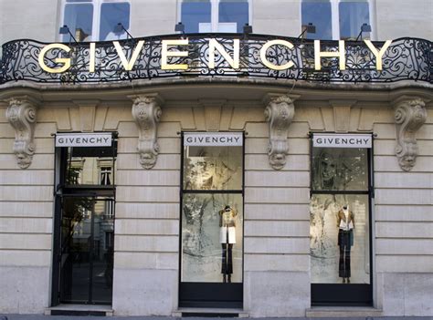 paris 8 givenchy|givenchy paris online store.